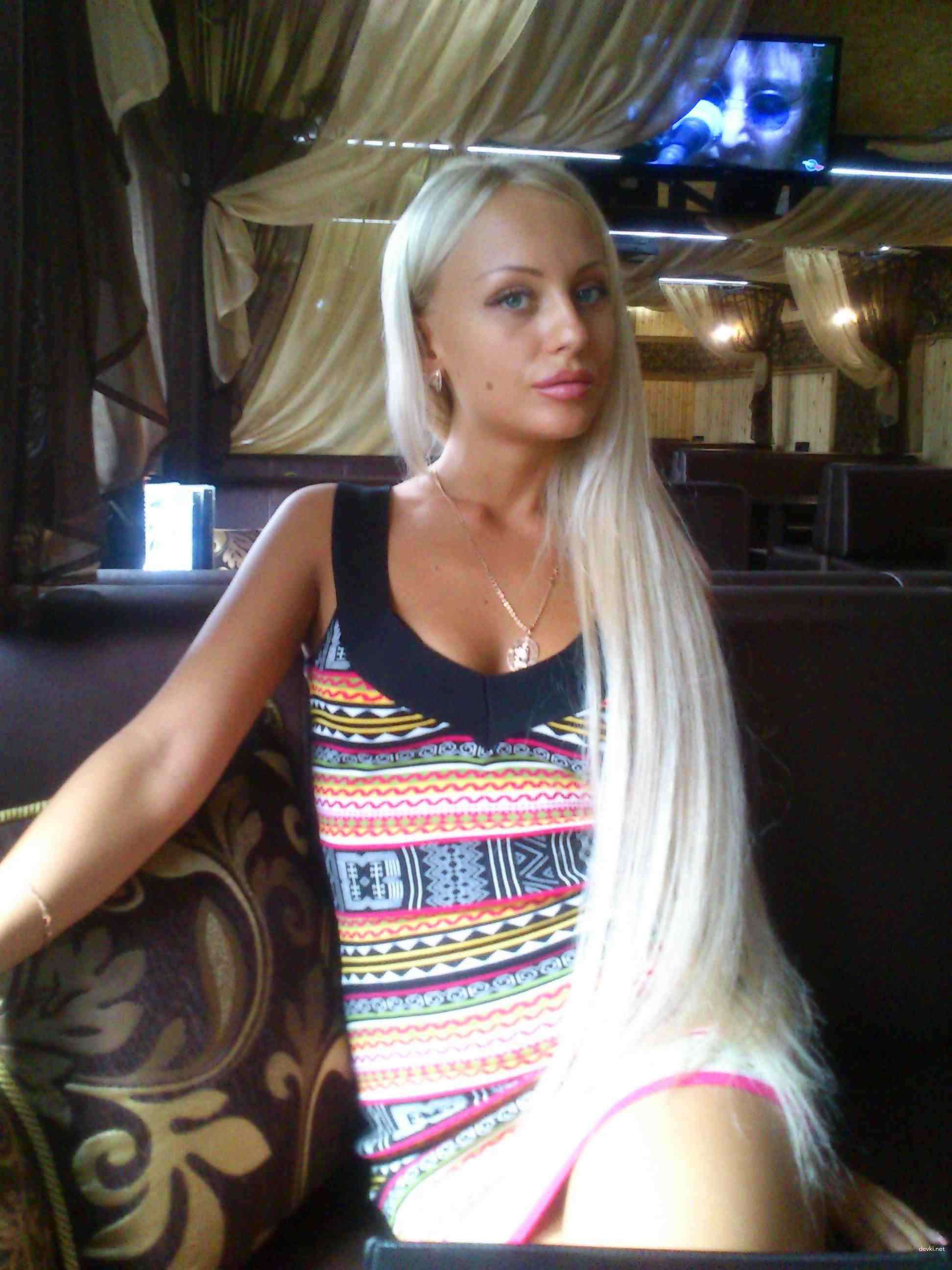 Sexy Blonde Glamour Pornstar Amateur Photo Shoot