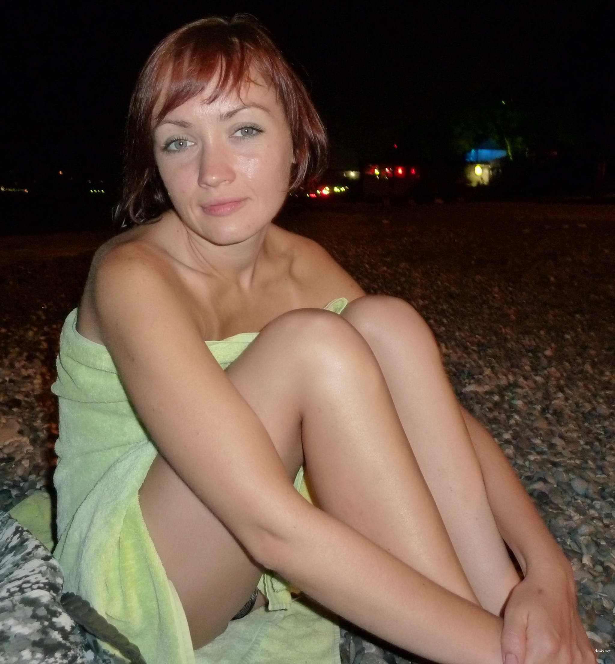 Amateur MILF's Explicit Homemade Photos - Busty Wife in XXX Action