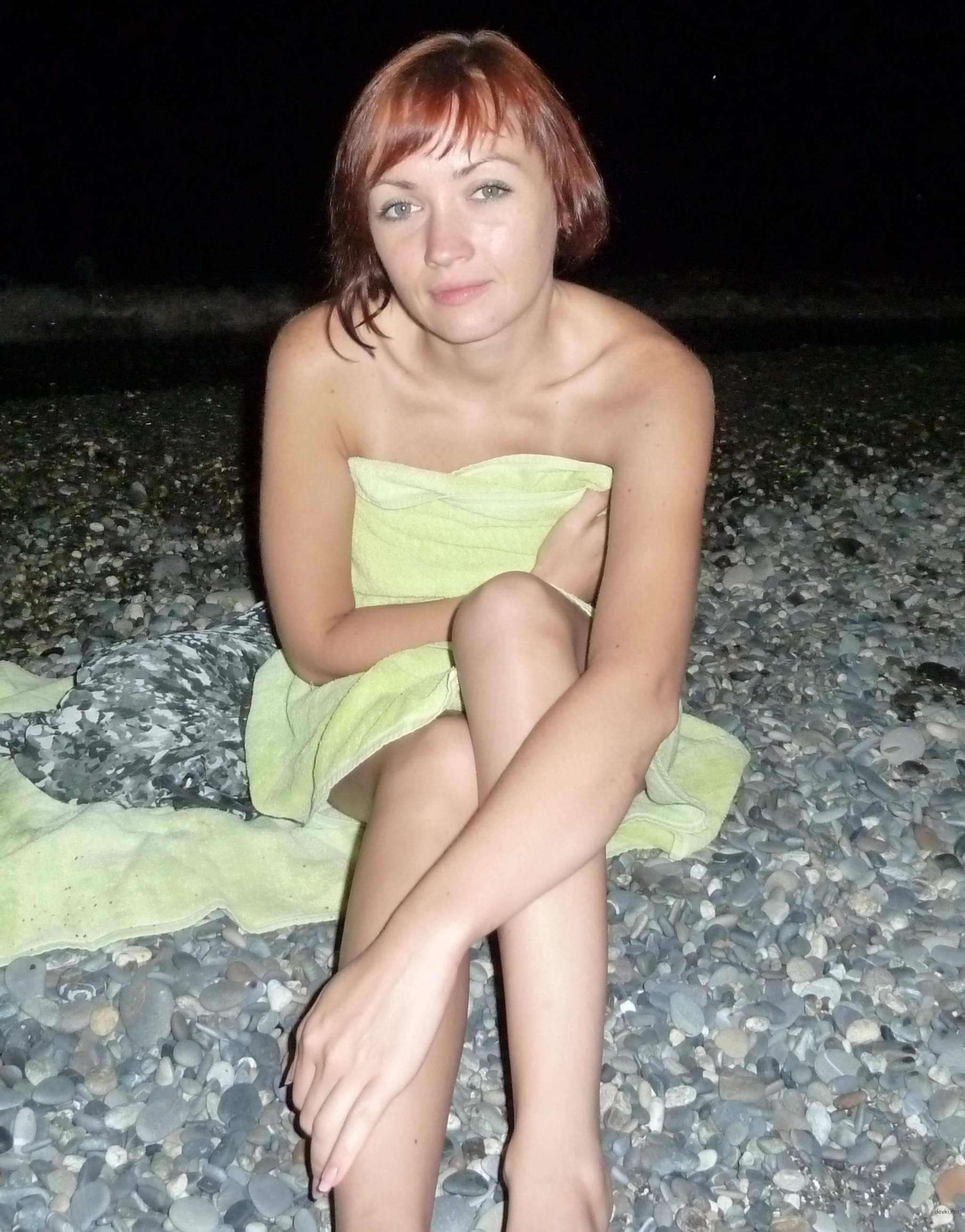 Amateur MILF's Explicit Homemade Photos - Busty Wife in XXX Action