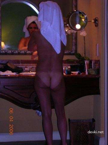 Hot Summer Sexcapades: Amateur Couple's Explicit Photo Diary (Part 3)