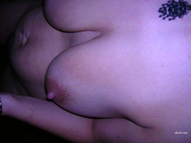 Hot Summer Family Couple Photo Report (Part 6): Explicit Homemade Porn Pics