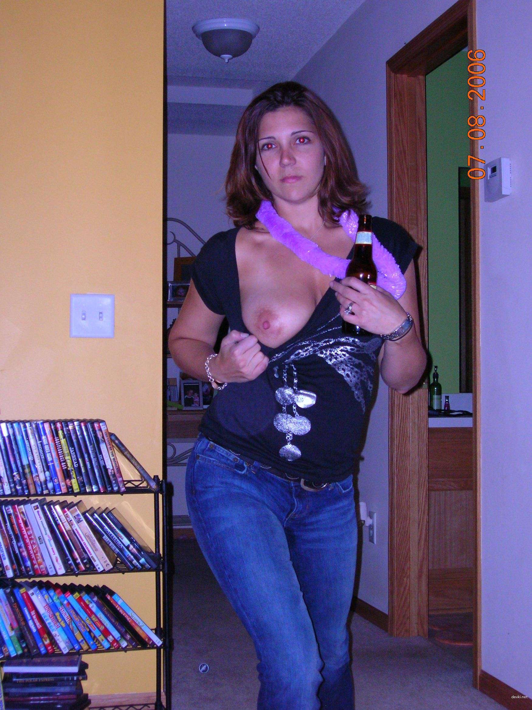 Hot Summer Family Couple Photo Report (Part 6): Explicit Homemade Porn Pics