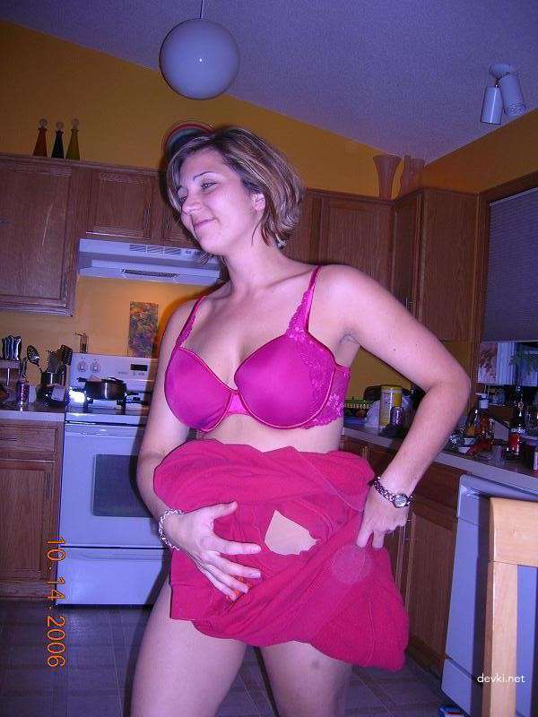 Hot Summer Family Couple Photo Report (Part 6): Explicit Homemade Porn Pics