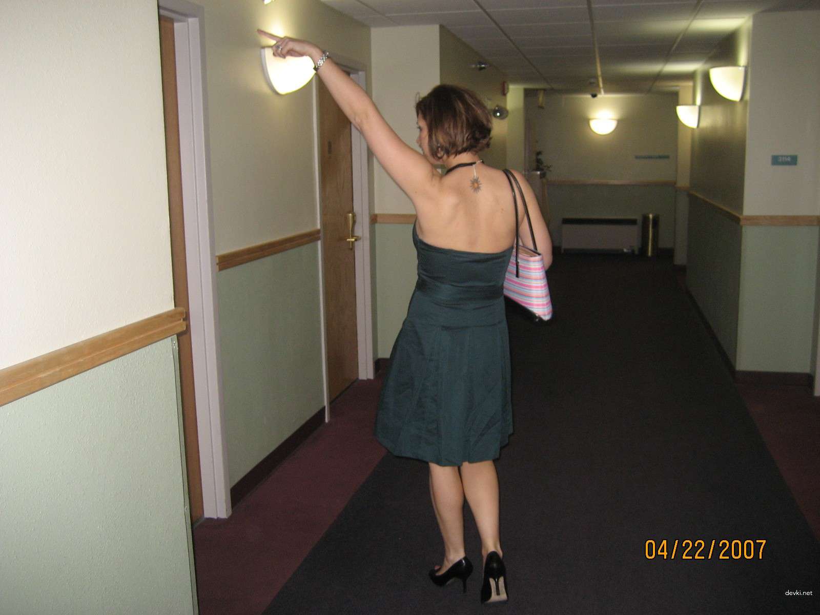 Hot Summer Family Couple's Explicit Photo Diary Part 7: Amateur Porn