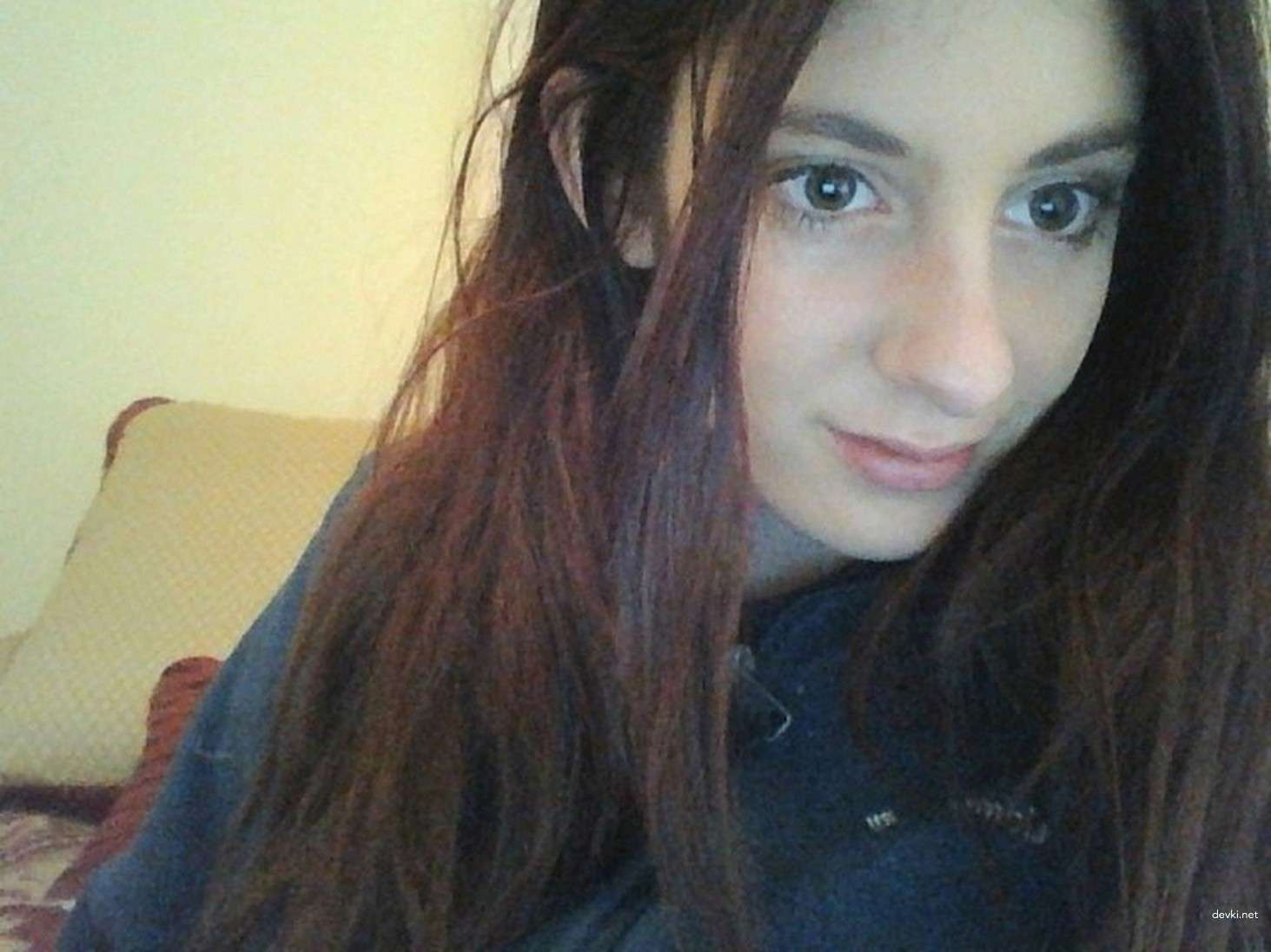 Slim Naked Girl Amateur Porn Photos - Explicit Nude Shots