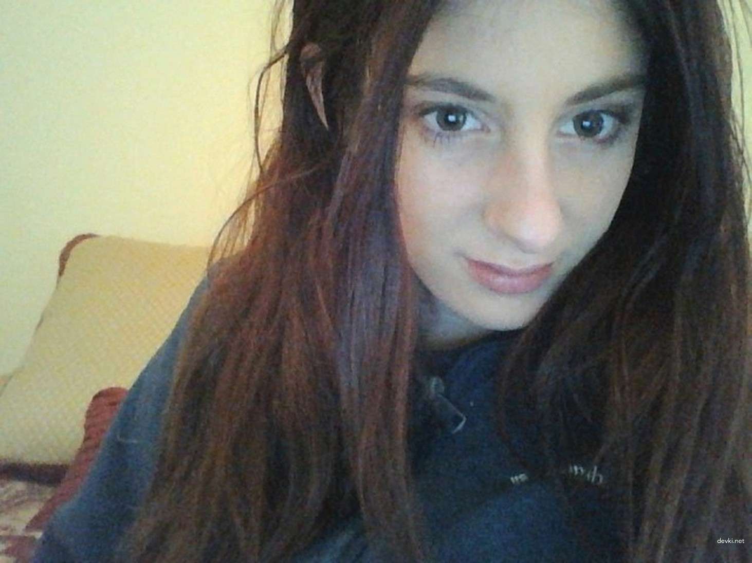 Slim Naked Girl Amateur Porn Photos - Explicit Nude Shots