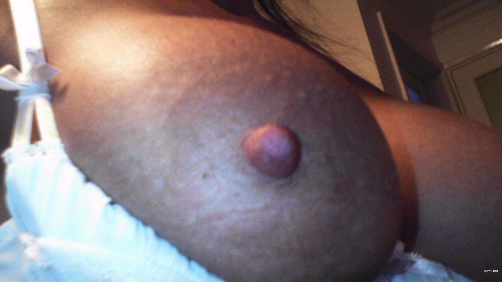 Seductive Lady Amateur Porn Photo - Explicit and Raw XXX Content