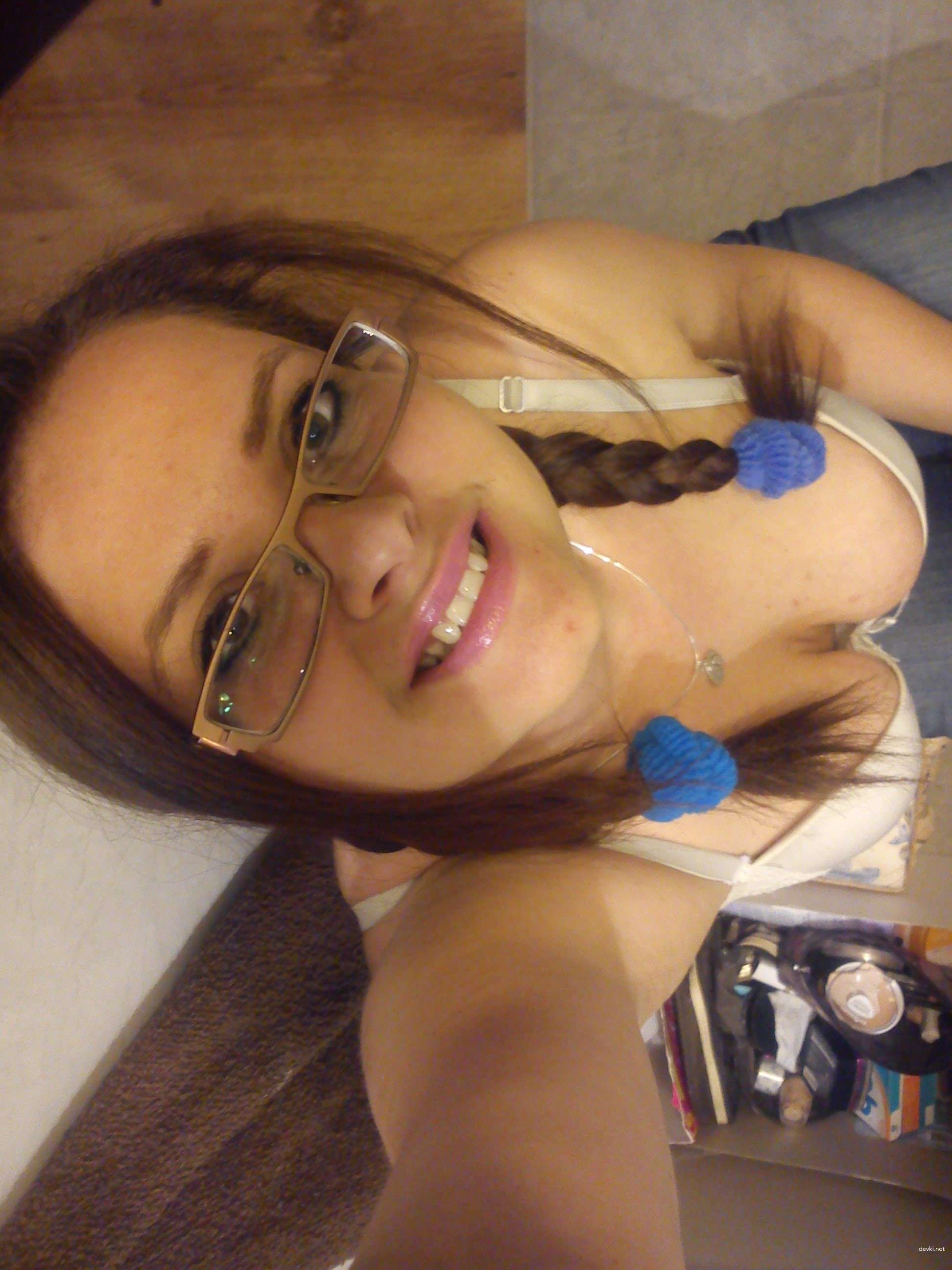 Amateur Babe Fills Herself with Everything - Explicit Photo Collection