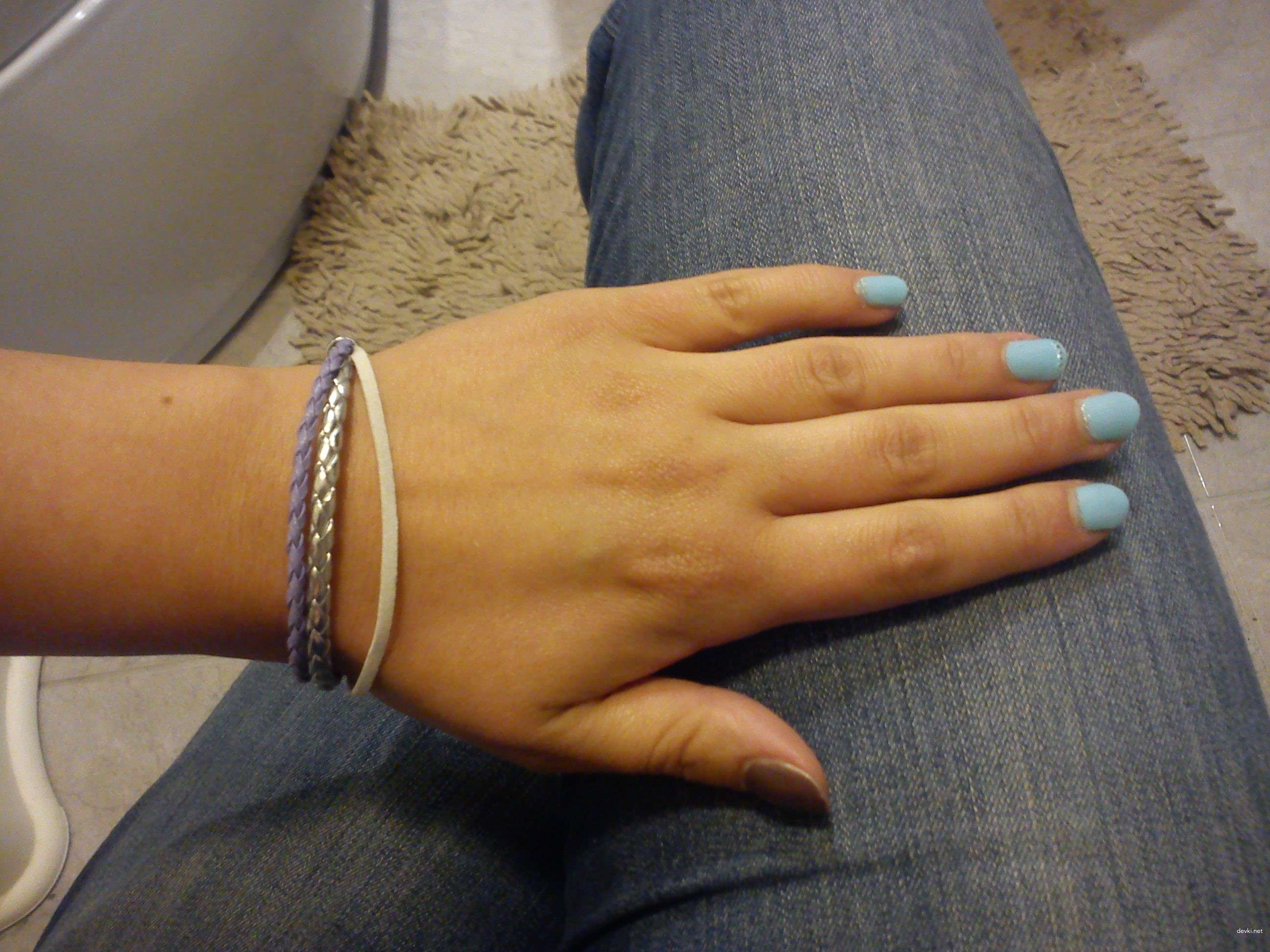 Amateur Babe Fills Herself with Everything - Explicit Photo Collection