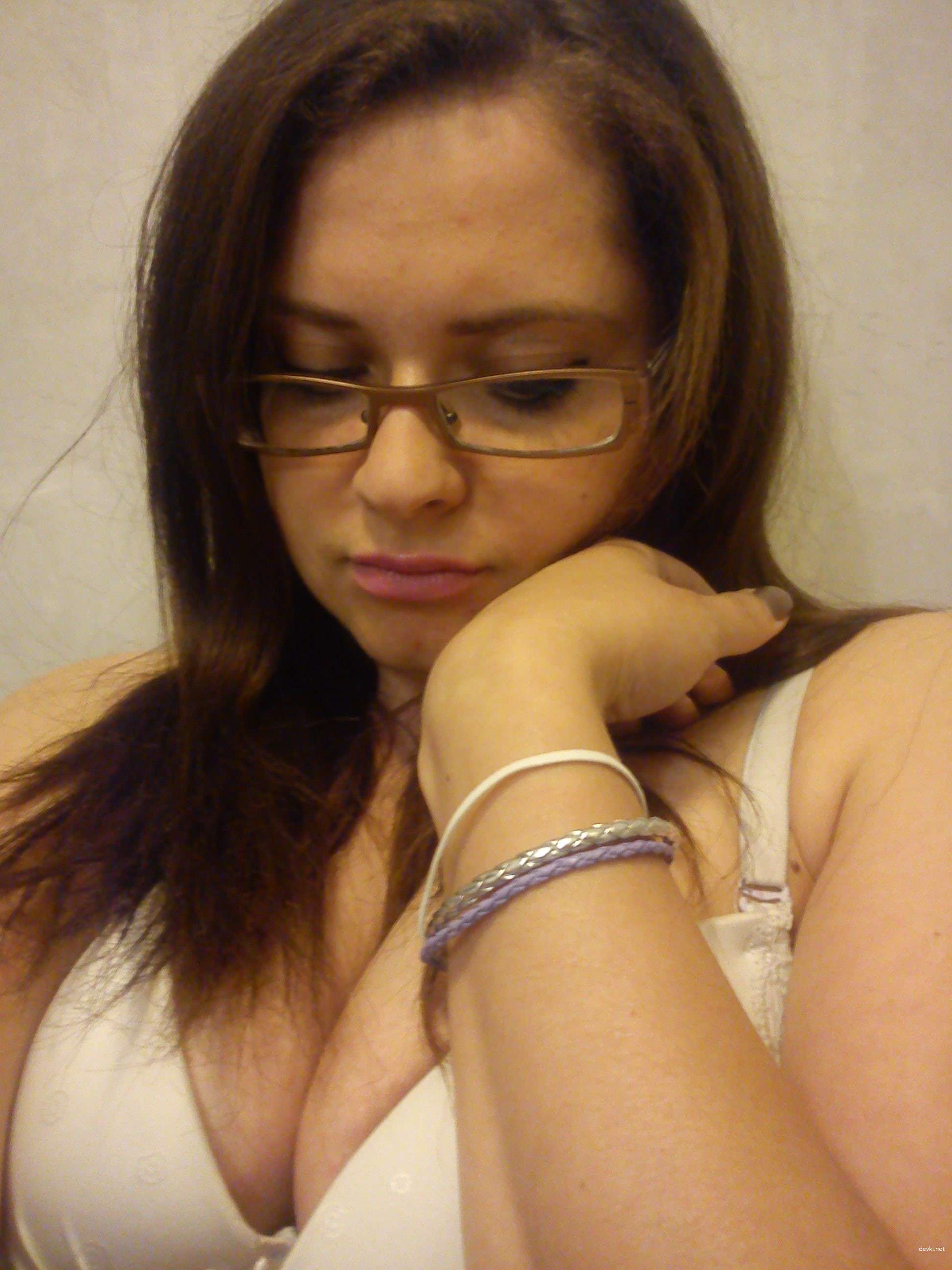 Amateur Babe Fills Herself with Everything - Explicit Photo Collection