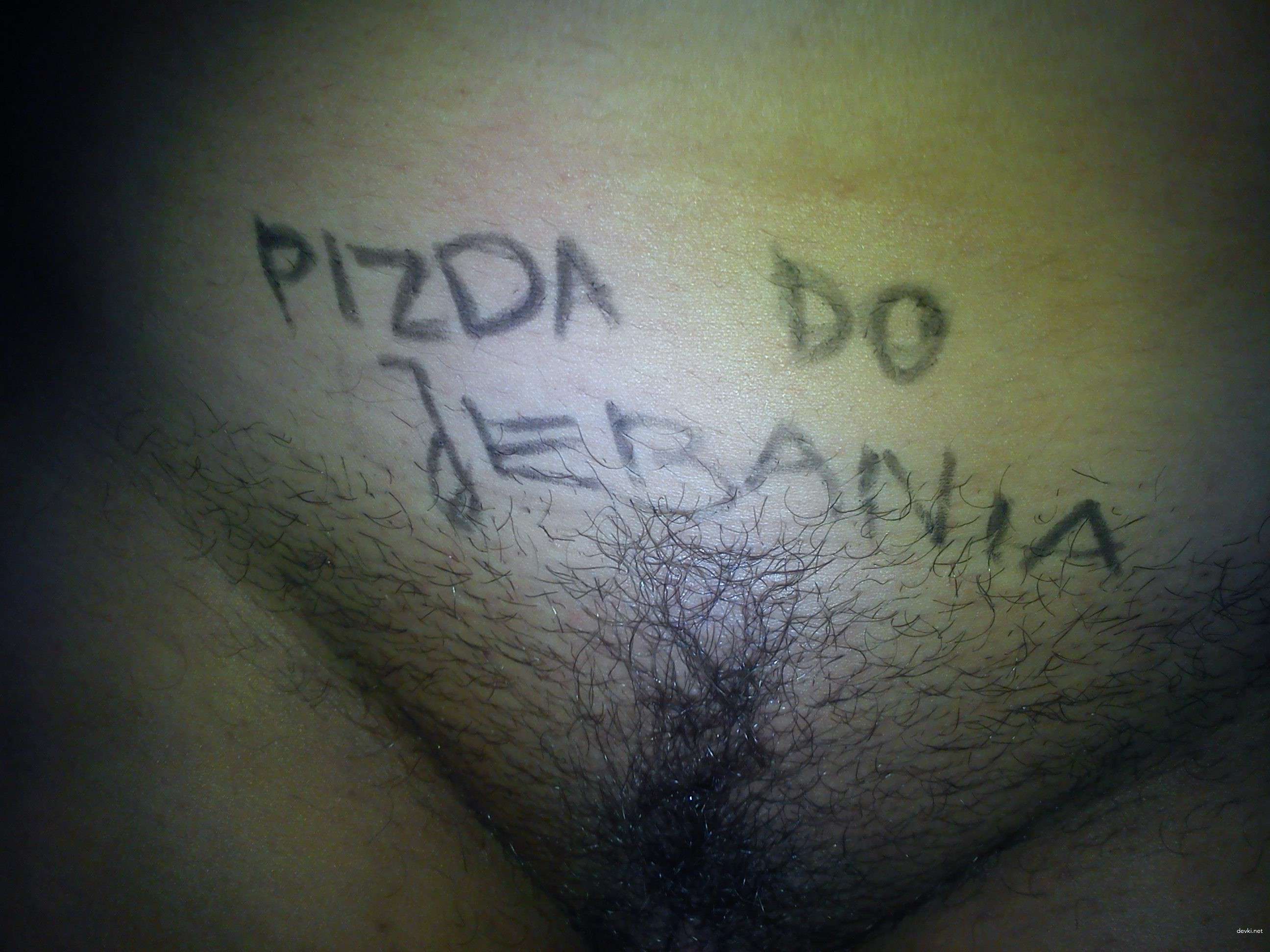 Amateur Babe Fills Herself with Everything - Explicit Photo Collection