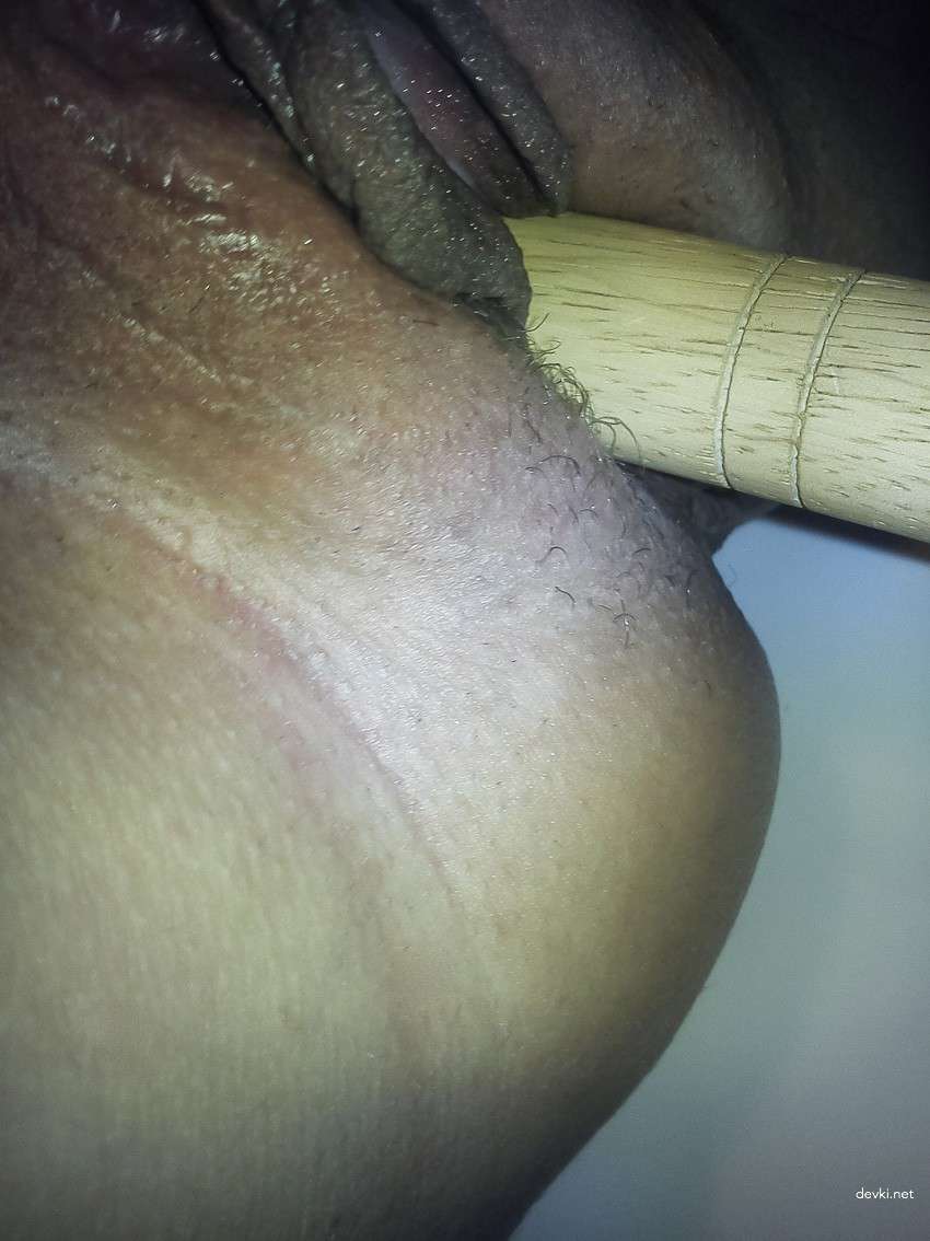 Amateur Babe Fills Herself with Everything - Explicit Photo Collection