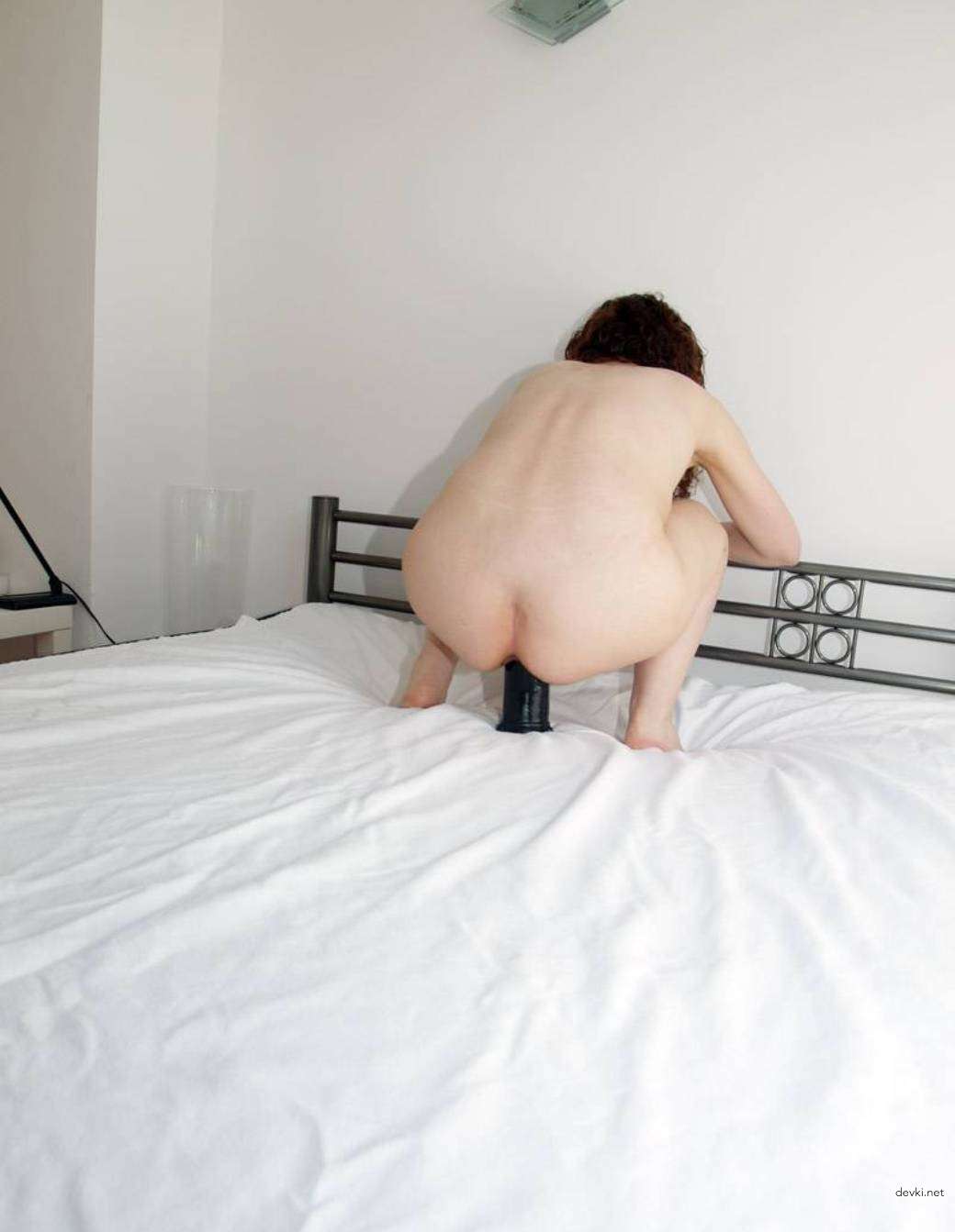 Big Booty Amateur Woman Part 1: Explicit Photos for XXX Lovers