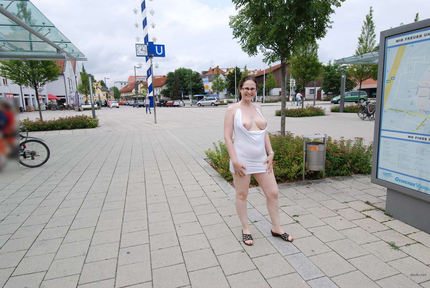 Big Booty Woman Amateur Porn Part 3: Explicit Photos