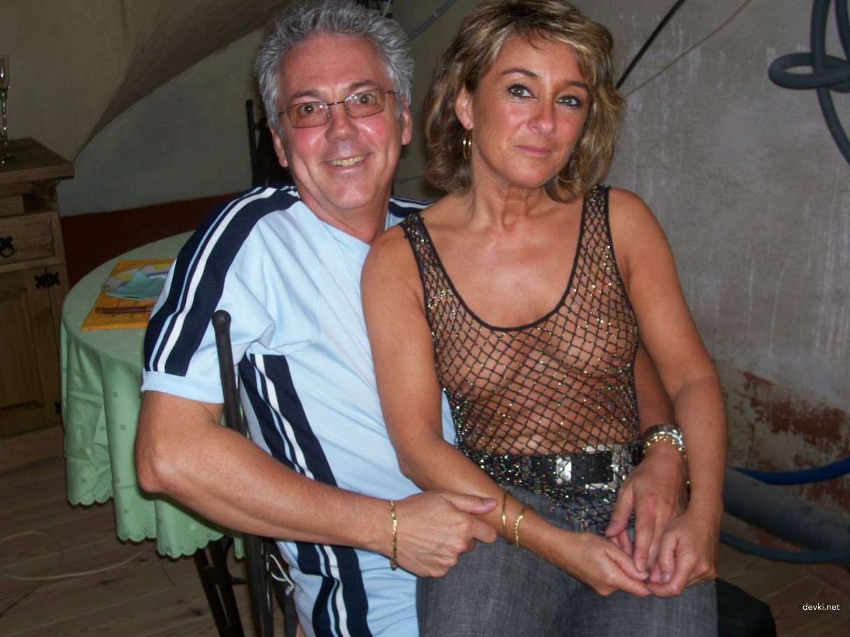 Mature Woman Amateur Porn Photos Part 4: Explicit MILF Action!