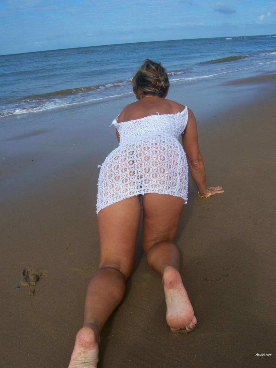 Mature Woman Amateur Porn Photos (Part 6): Explicit MILF Action