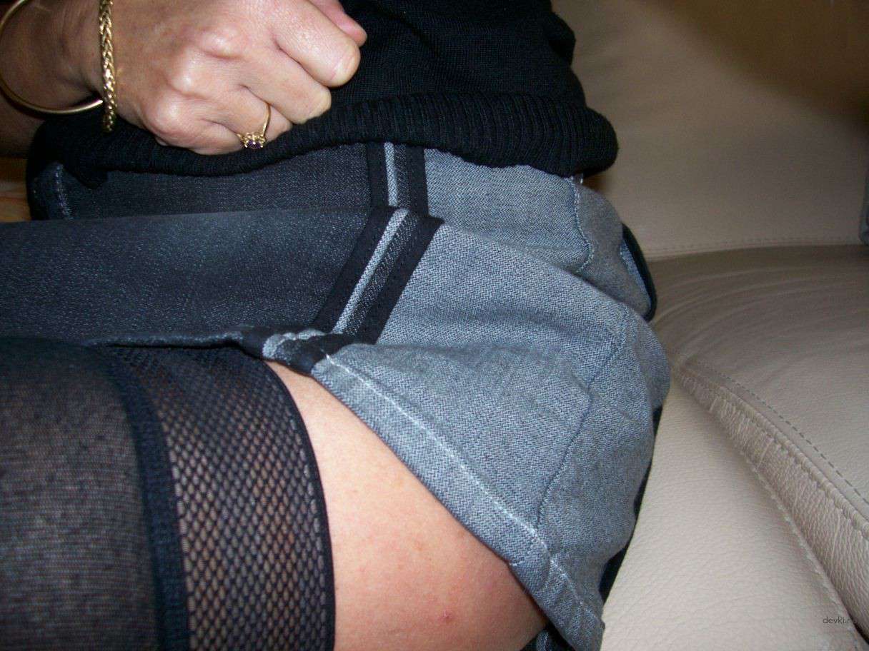 Mature Woman Amateur Porn Photos (Part 6): Explicit MILF Action