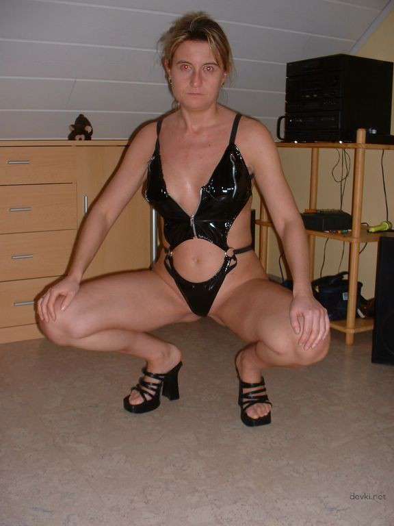 Swingers Vacation Part 2: Explicit Amateur Porn Photos