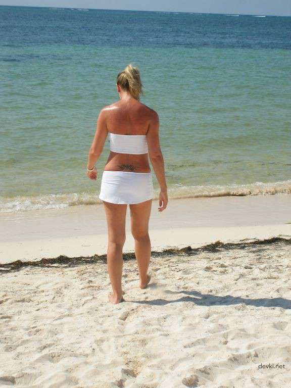 Wild Swinger Vacation Part 3: Hot Amateur Porn Photos