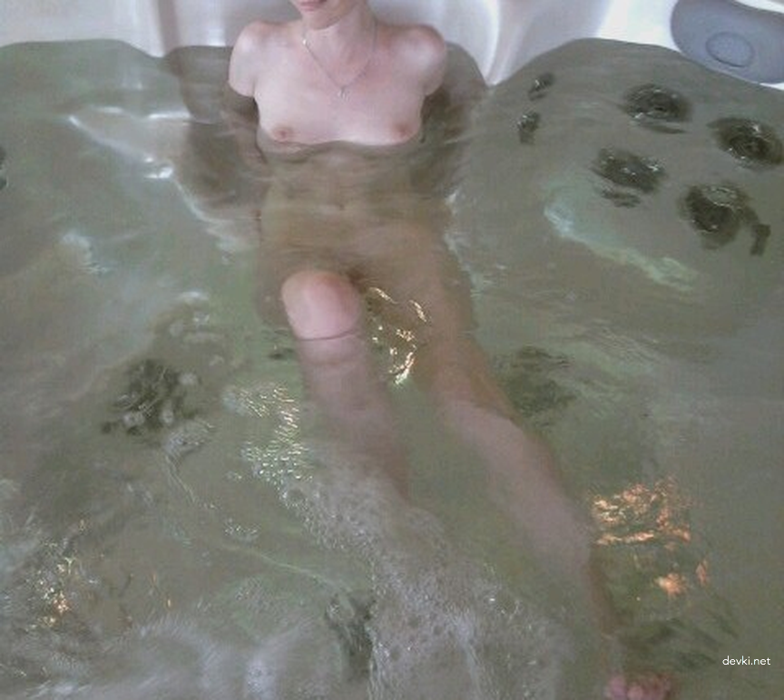 Family Porn Archive: Explicit Amateur Sex Photos