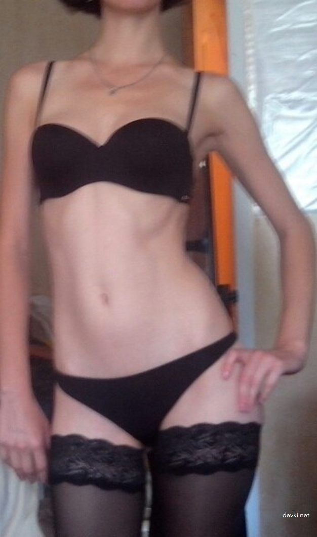 Family Porn Archive: Explicit Amateur Sex Photos