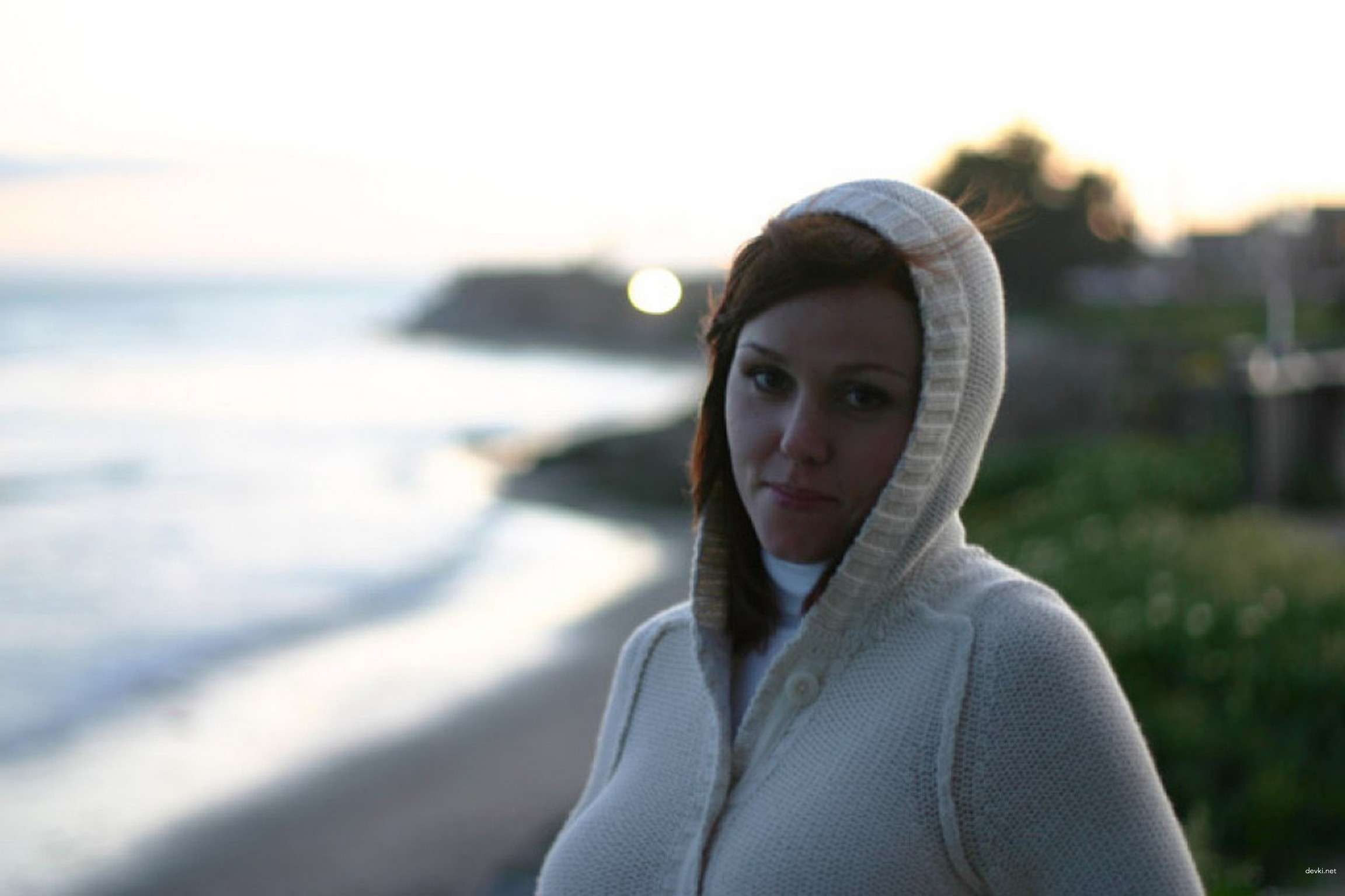 Big Boobed Girl Servicing Boyfriend: Amateur Porn Photo