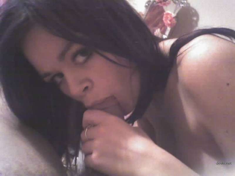 Sexy Brunette Gives Blowjob Naked - Amateur Porn Pic