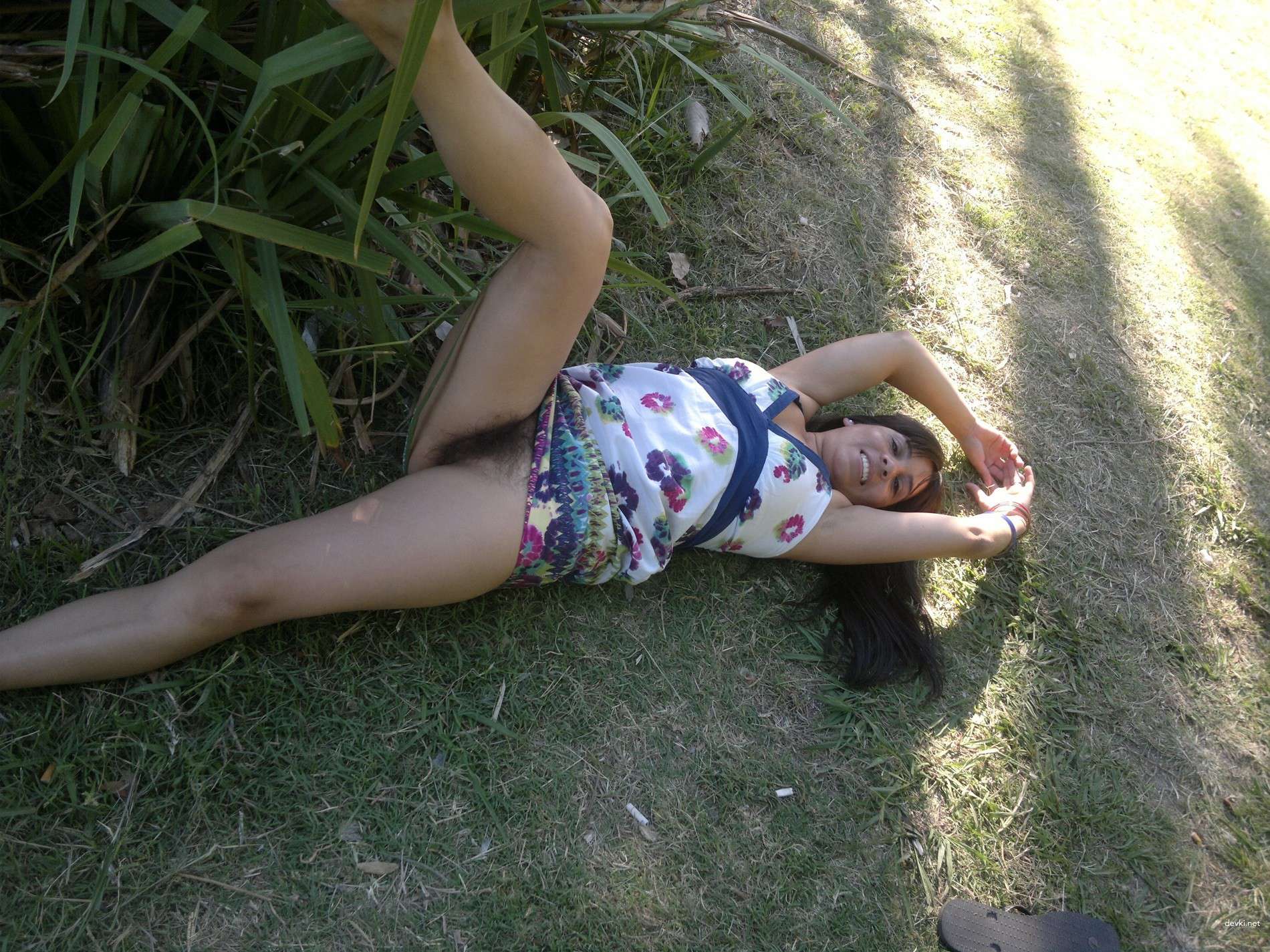 Mature Bitch with Hairy Pussy in Amateur Porn Photo Shoot