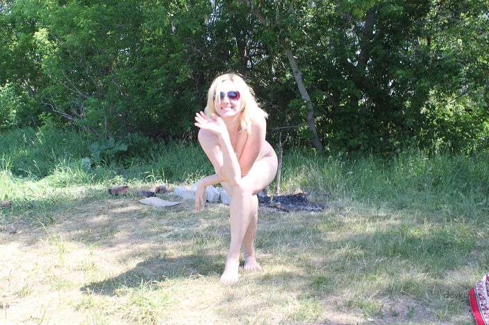 Intimate Amateur Wife Porn Pics of Friend - Explicit Homemade Sex Photos