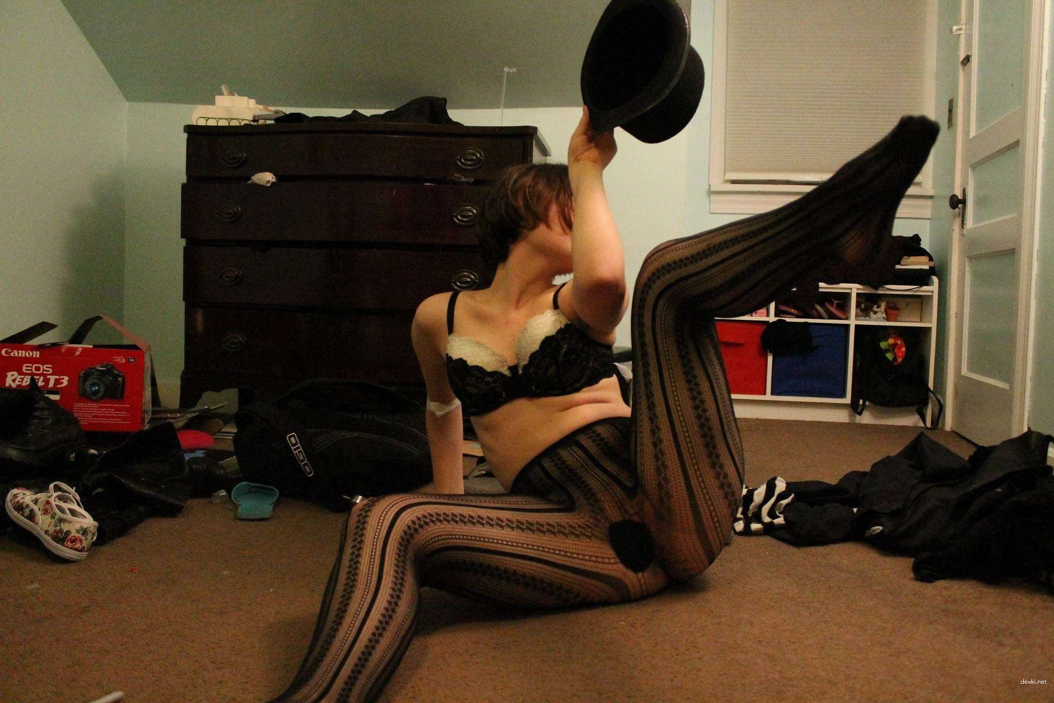 Amateur Student Intimate Photos: Explicit and Bold!