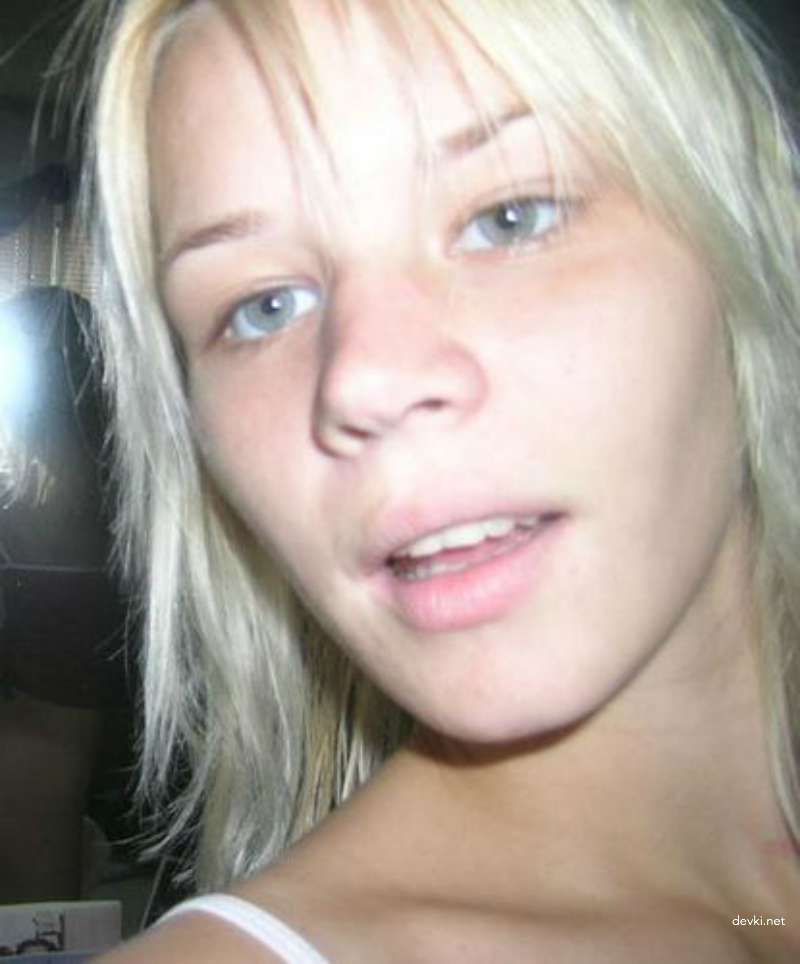 Amateur Babe Poses During Hot Sex Session - Explicit Amateur Porn Photo