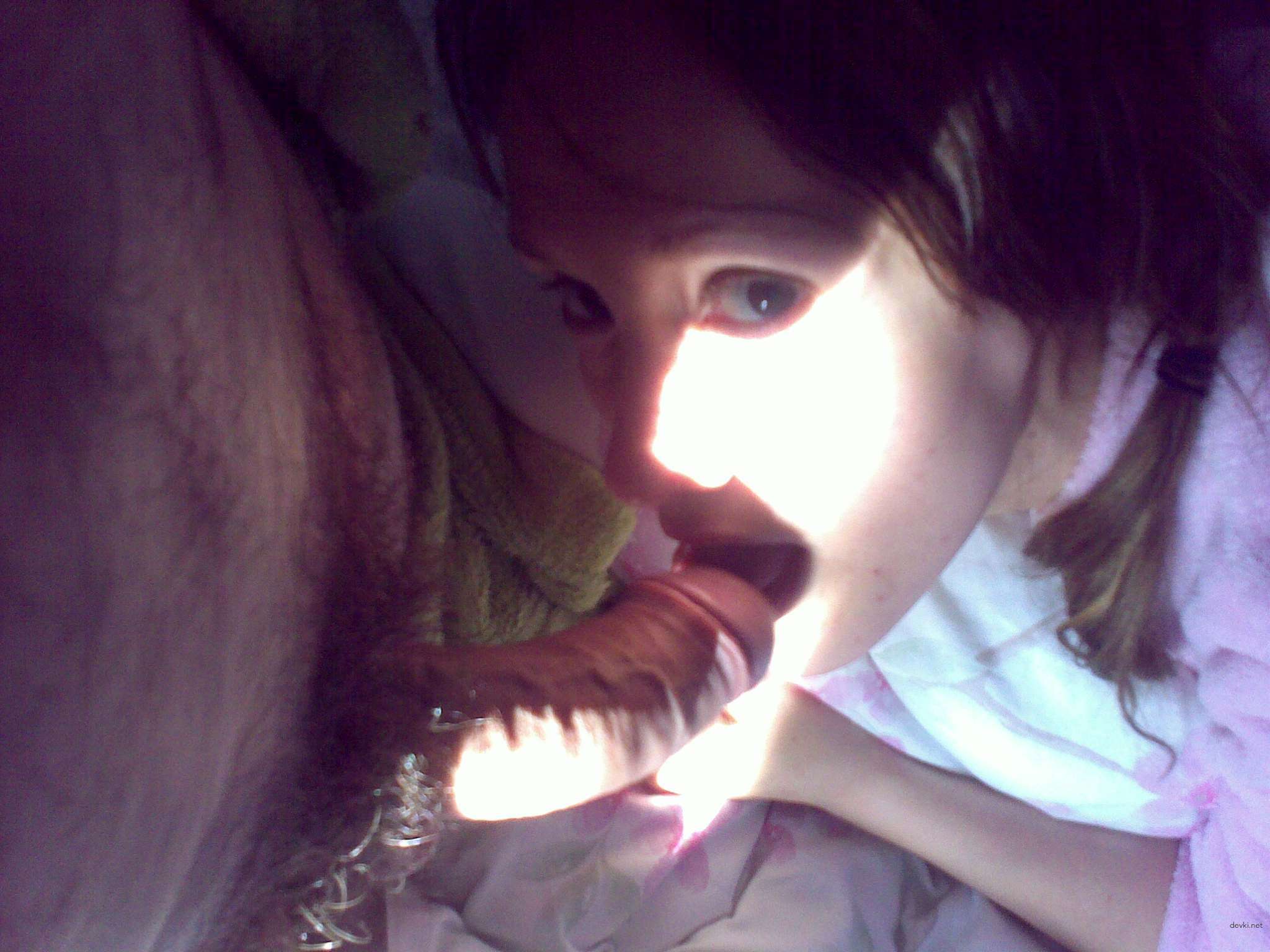 Sultry Brunette Amateur Porn: Sexy Skinny Babe in Explicit Action