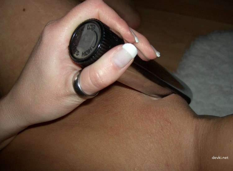 Amateur Woman Exposes Intimate Parts Up Close in Explicit Porn Photo