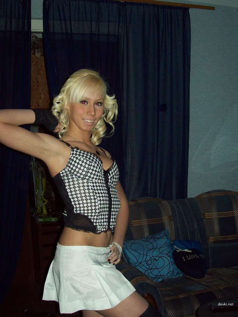 Blonde Anal Sex Amateur Porn - Explicit XXX Photo Gallery