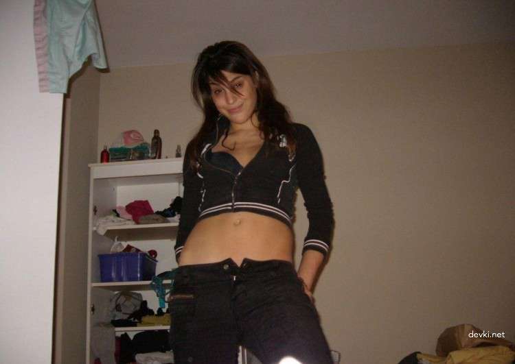 Wild Jacuzzi Orgy: Amateur Group Sex Photos