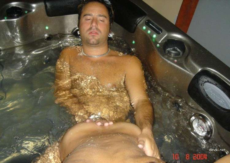 Wild Jacuzzi Orgy: Amateur Group Sex Photos