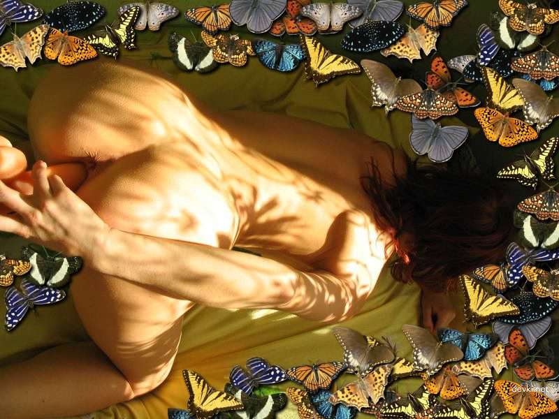 Naked girl masturbating - Explicit amateur porn photo for adults