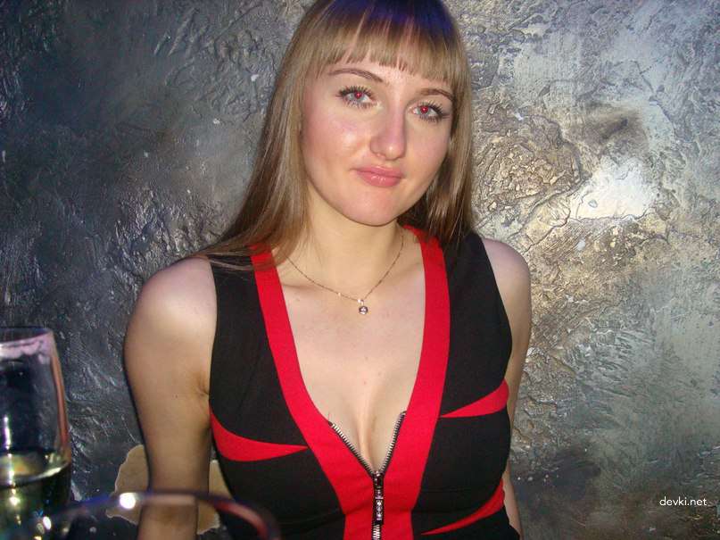 Wild Homemade Sex Tape of Naked Teen - Explicit Amateur Porn