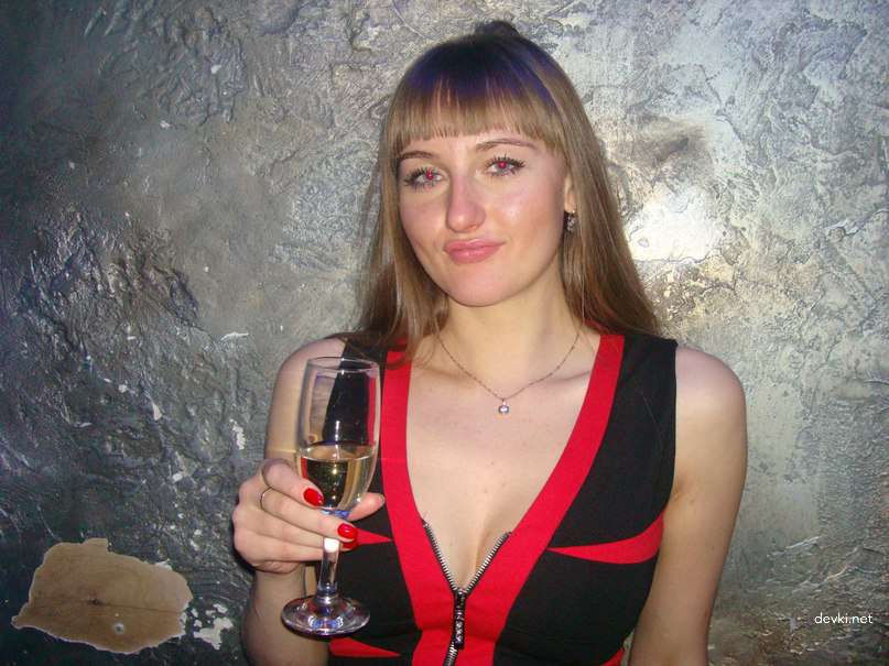 Wild Homemade Sex Tape of Naked Teen - Explicit Amateur Porn