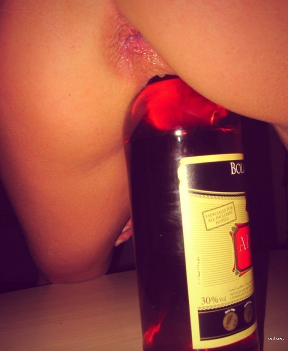 Hot Blonde Loves Hardcore Fucking: Amateur Porn Pics