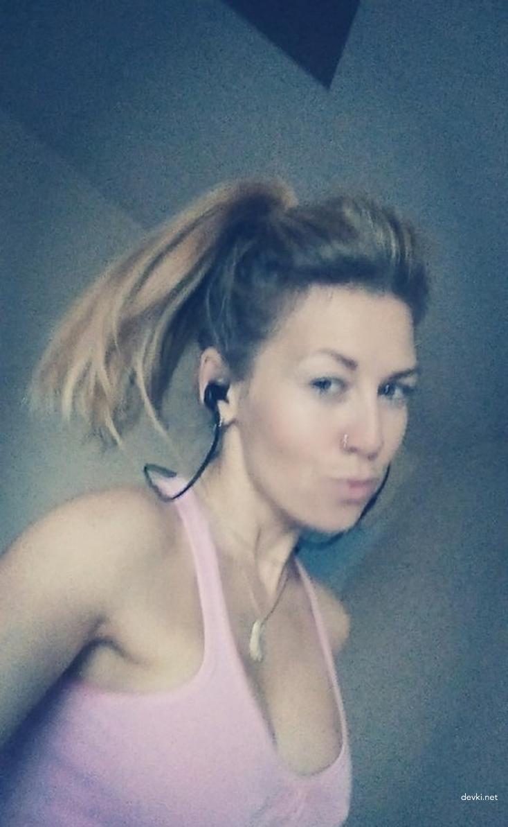 Hot Blonde Loves Hardcore Fucking: Amateur Porn Pics