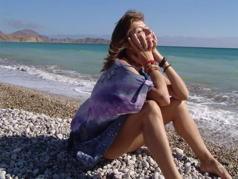 Bare Naked Beach Babe with Hairy Bush Poses Explicitly