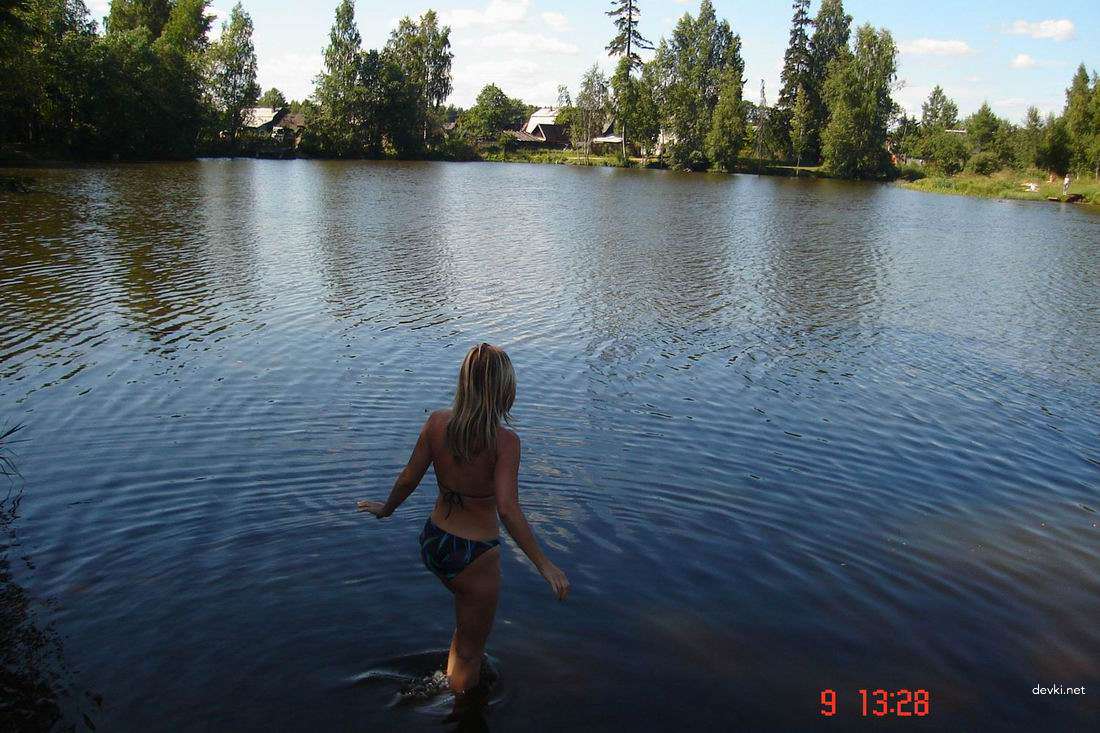 Explicit Amateur Porn: Sexy Girl's Private Sex Photos