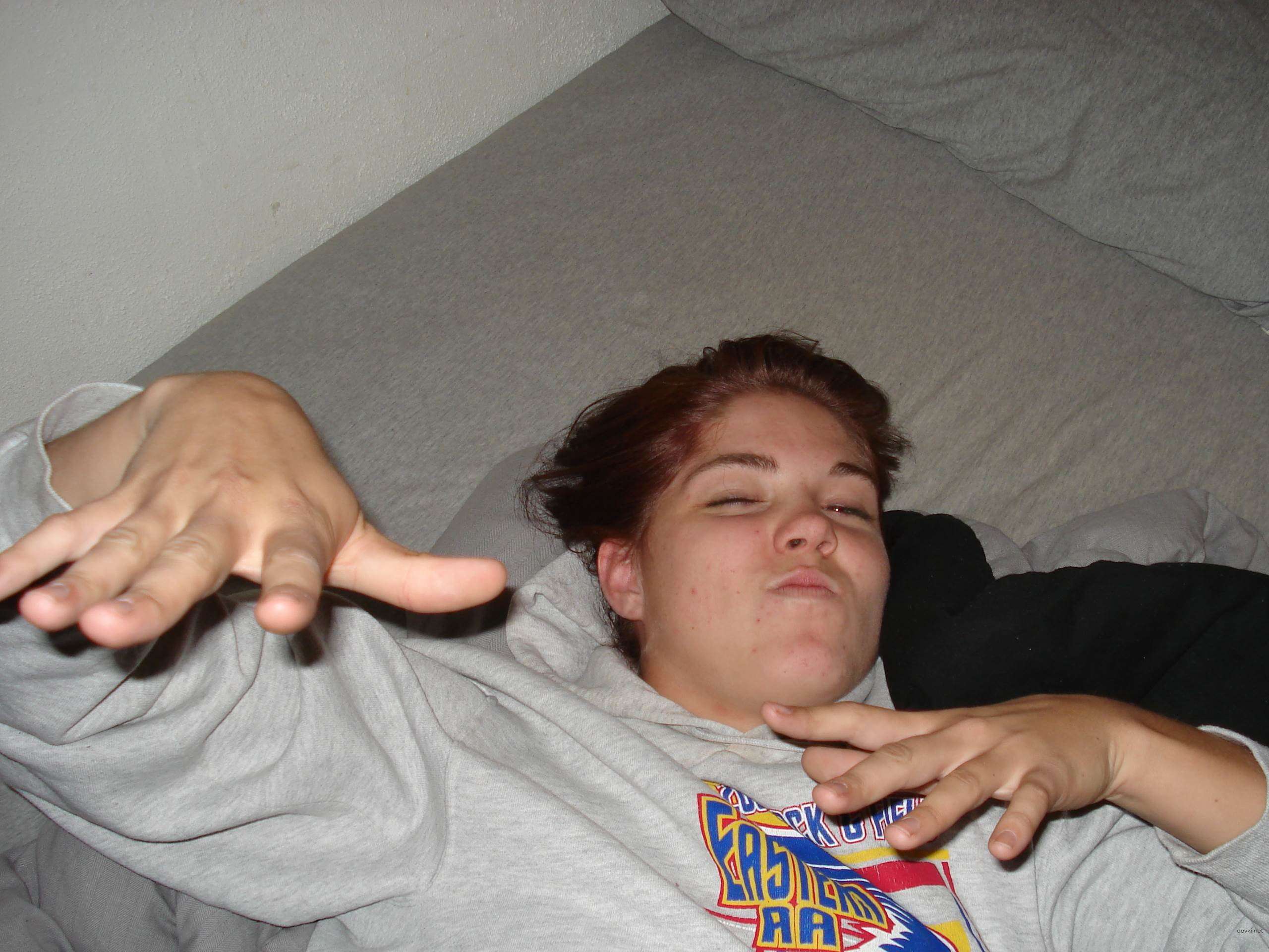 Amateur Pussy Massage: Explicit XXX Photos