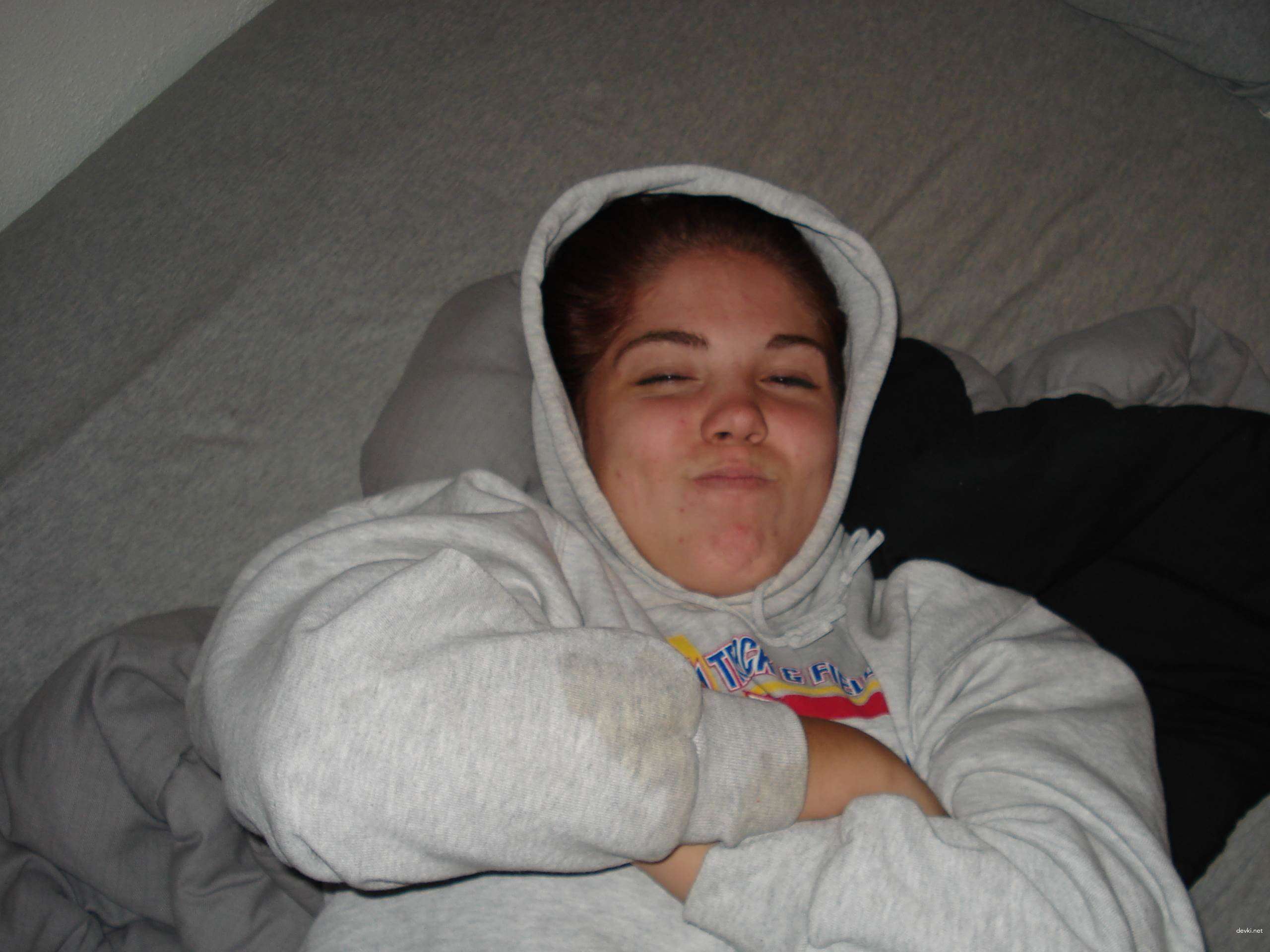 Amateur Pussy Massage: Explicit XXX Photos