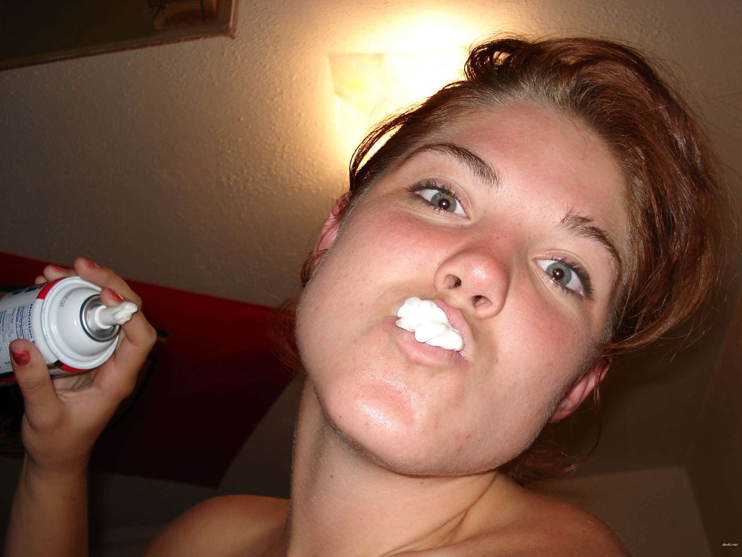 Amateur Pussy Massage: Explicit XXX Photos