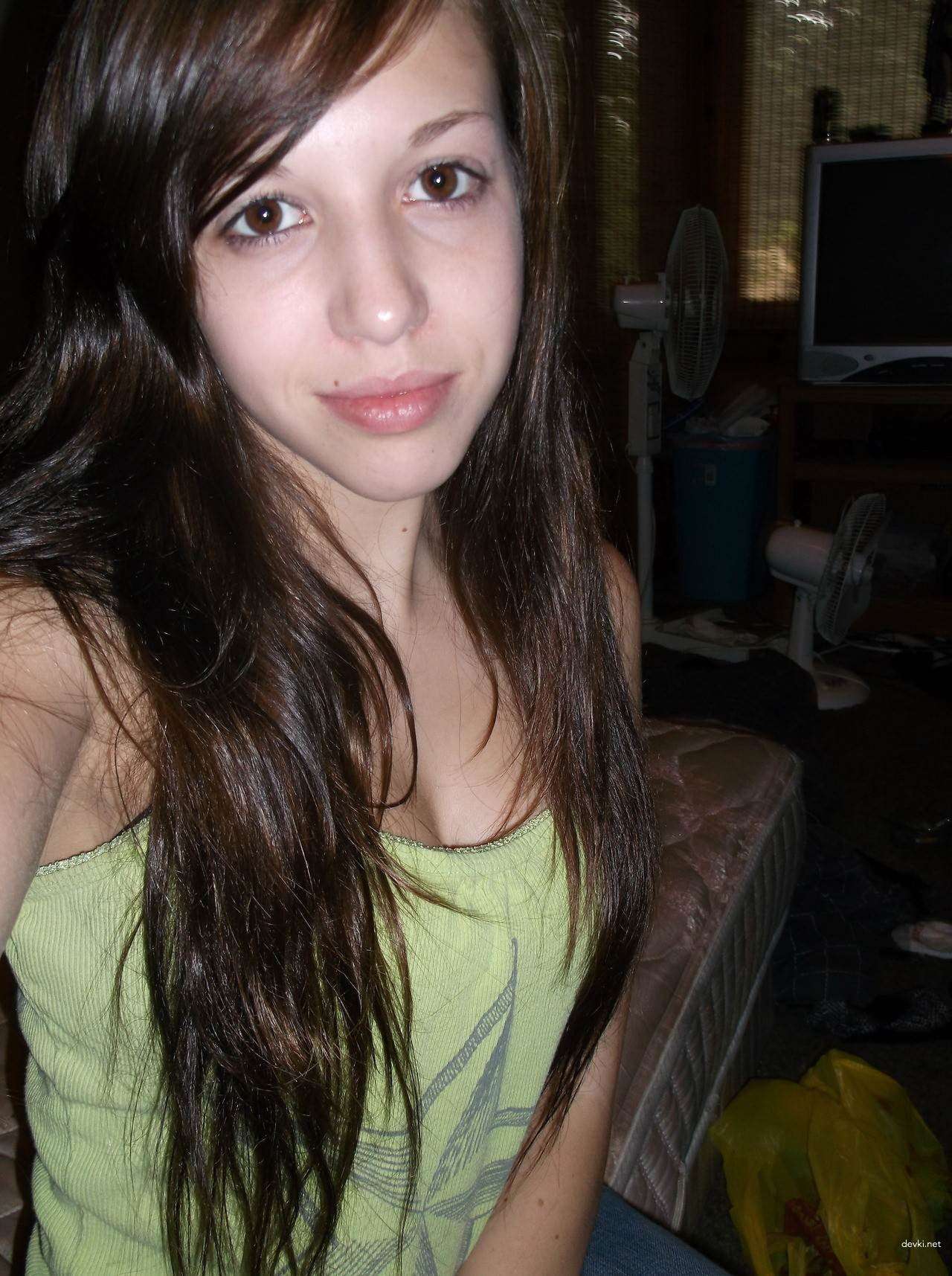 Intense Homemade Sex: Hot Amateur Porn Photos