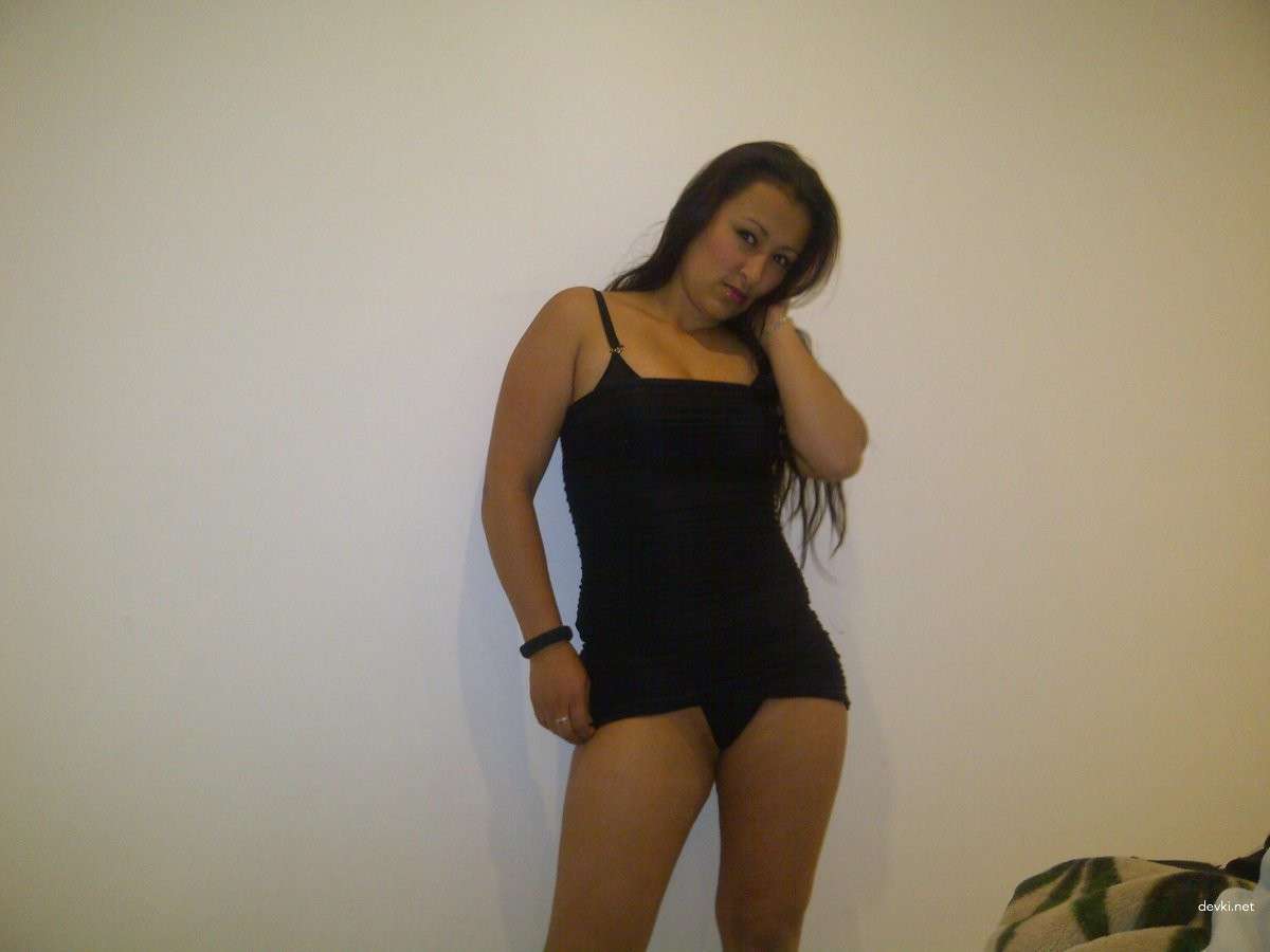 Amateur Babe Strips and Fucks on Camera - Explicit Homemade Porn