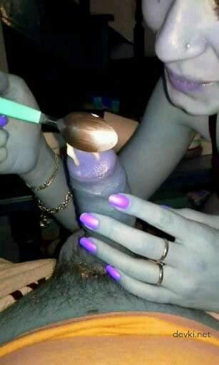 Hot Babe with Amazing Ass Sucks Cock - Amateur Porn Photo