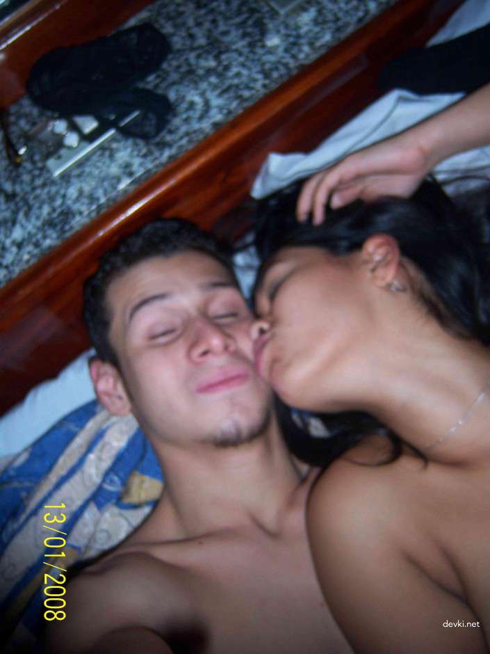 Naughty Slut Gets Naked and Fucks - Explicit Amateur Porn Photos